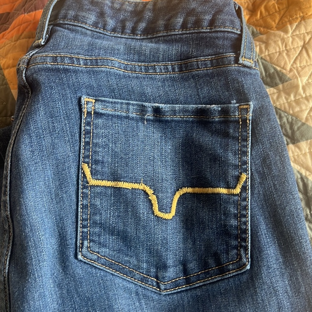 Kimes Ranch Sarah 6/30 Good Condition
